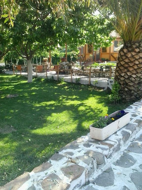 Gregory'S Village Плати Екстериор снимка