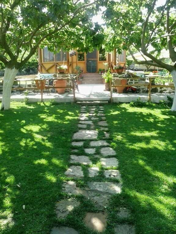 Gregory'S Village Плати Екстериор снимка